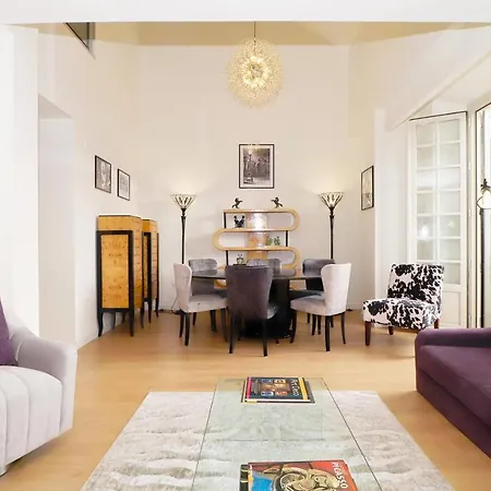 Del Parque Flats Exclusive *