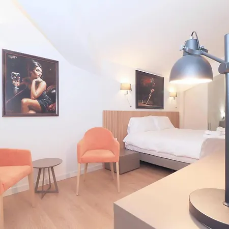 Del Parque Flats Exclusive Apartment *